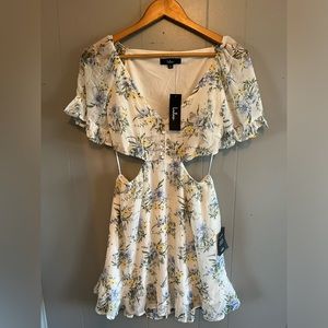 NWT LULUS S LADIES OPEN BACK DRESS